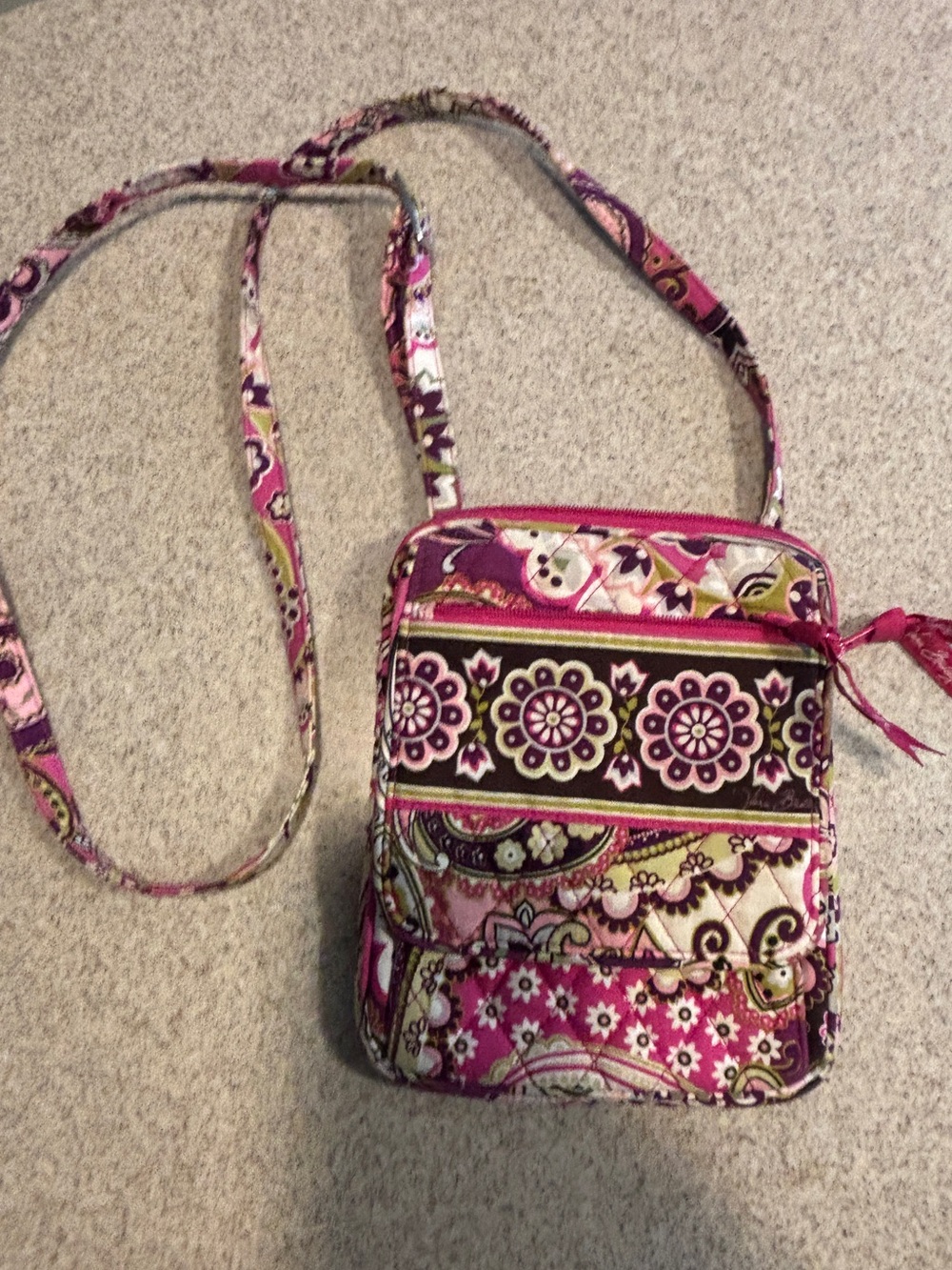 Retired Vera Bradley Crossbody Bag pink Multicolor Paisley Zipper Pockets Y2K